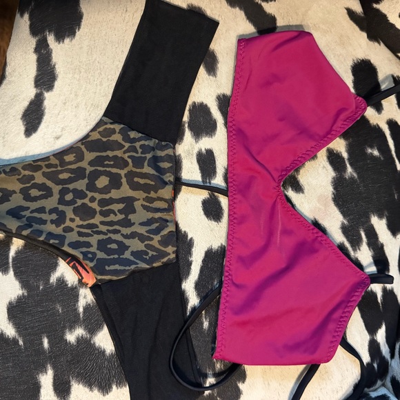 Leopard Print Bikini Set - Picture 4 of 4